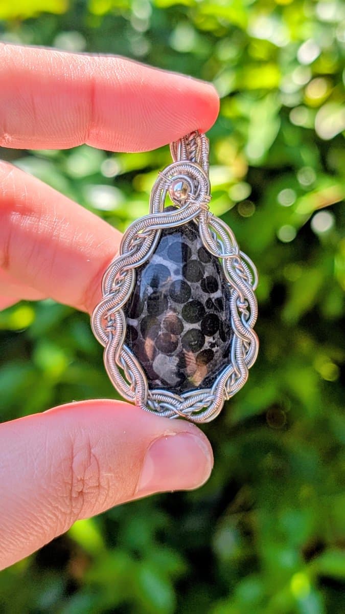 black oolite pendant in silver-plated copper by Loutan Beauty