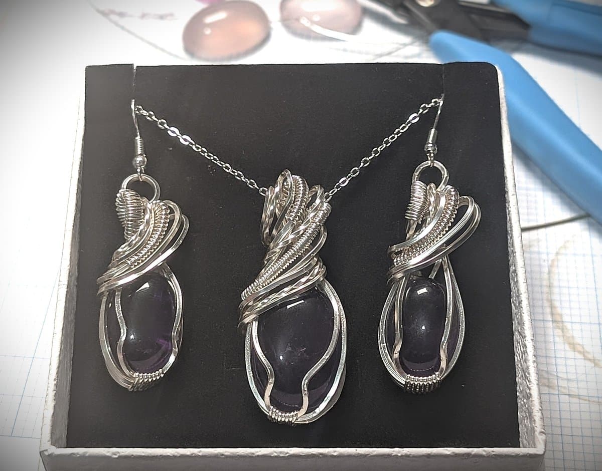 Amethyst pendant - Amethyst Pendant and Earrings Set by Loutan Beauty - view 2