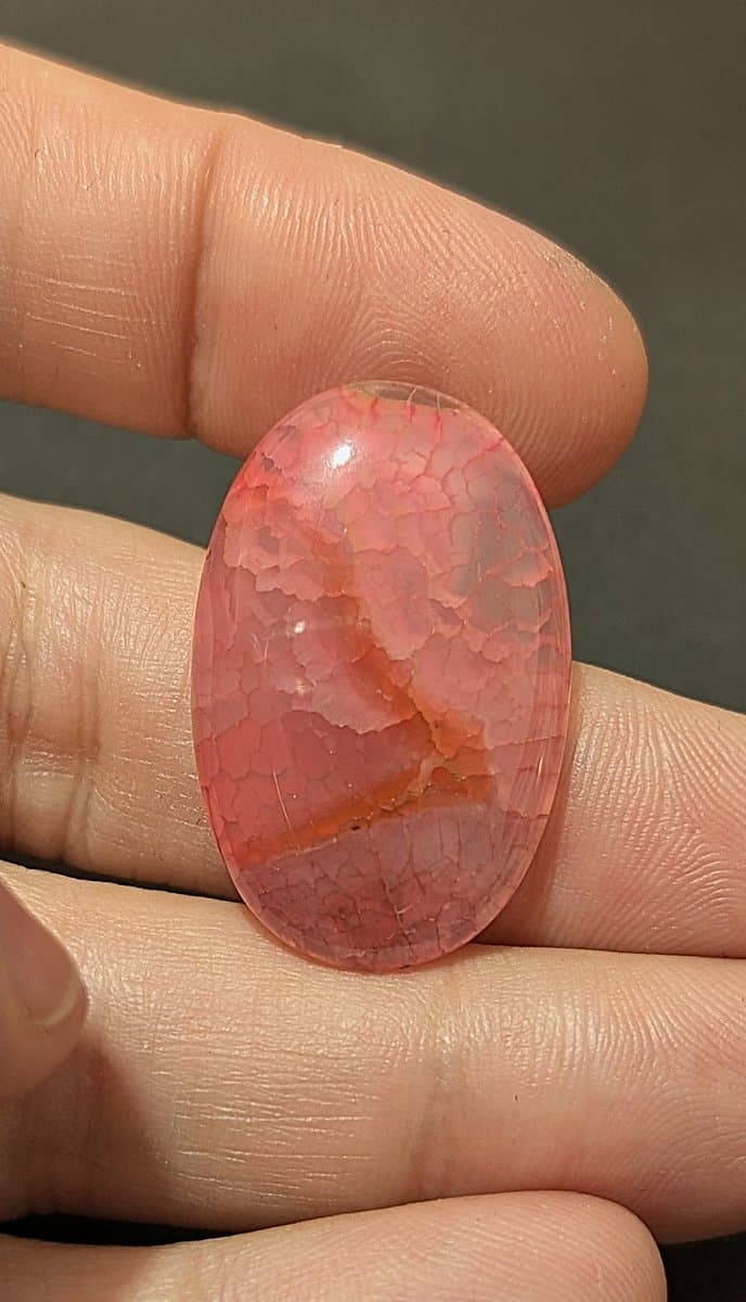 Natural dragons vein agate by Loutan Beauty