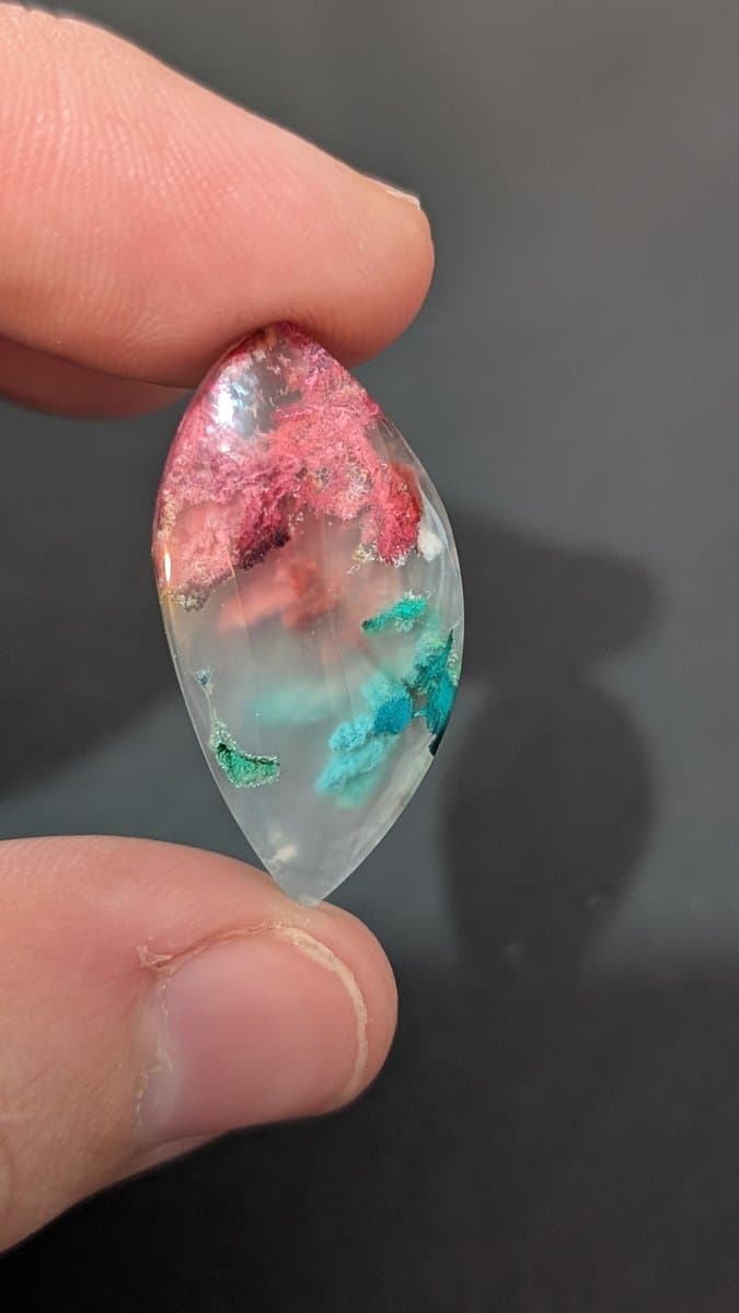 Natural dyed moss agate - rainbow by Loutan Beauty